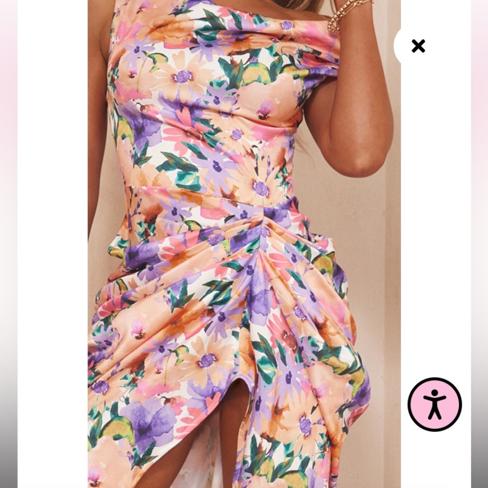 Pretty little thing floral dress - Picture 2 of 3